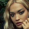 Rita Ora zoekt de grenzen van Instagram op met nieuwe foto's