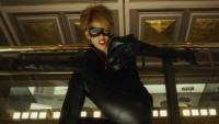 Halle Berry eert de fans van 'Catwoman' en haar speech tijdens de Razzies
