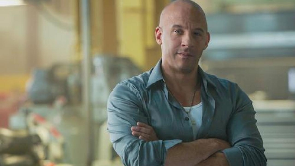 Hilariteit alom: De eerste mens ooit lijkt op Vin Diesel