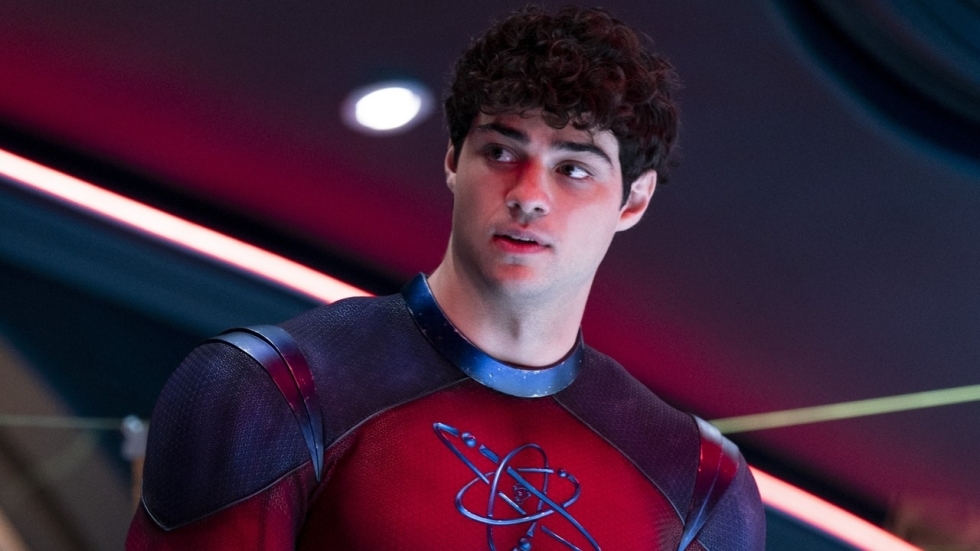 Even wennen? Acteur Noah Centineo moest gelijk spugen na zijn eerste filmkus