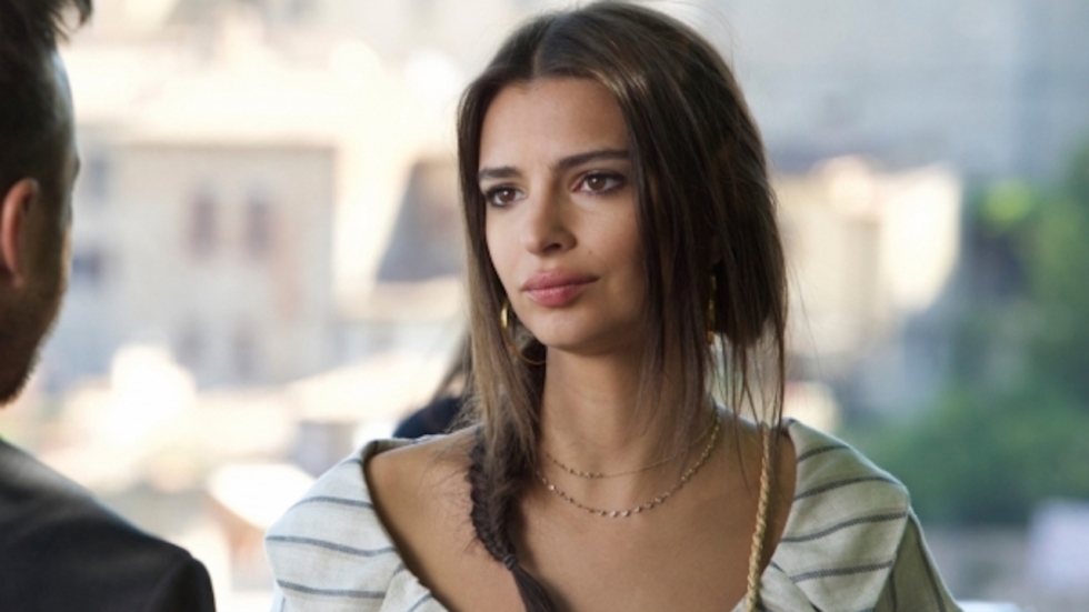 Emily Ratajkowski op straat gespot zonder make-up