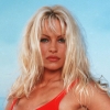 Zonder make-up ziet Pamela Anderson er echt heel anders uit