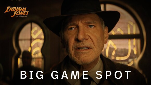 Harrison Ford springt uit vliegtuig in nieuwe trailer 'Indiana Jones 5'