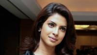 Priyanka Chopra start een verleidelijke business