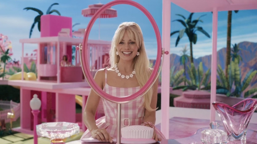 Margot Robbie steelt de show als een echte Barbie in de nieuwe 'Barbie'-trailer