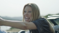 Verontrustende trailer van Cronenbergs geschifte horrorfilm 'Inifinity Pool'