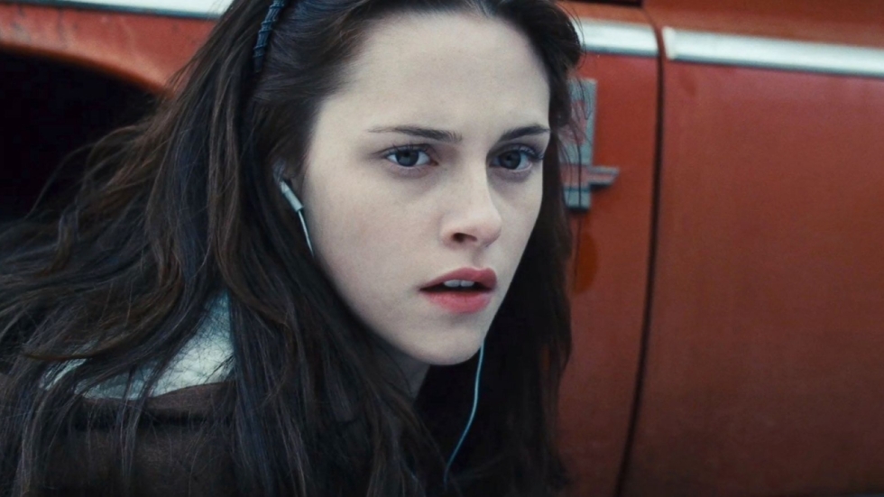 Kristen Stewart uit 'Twilight' herken je écht totaal niet meer op deze nieuwe foto's