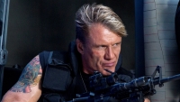Emotionele en opgeluchte Dolph Lundgren: "Het was een zware rit"