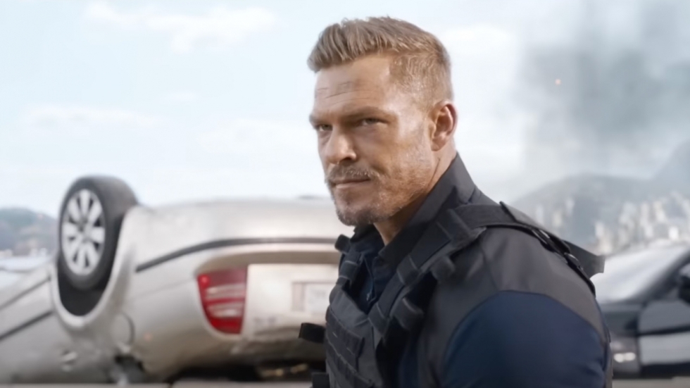 Krachtpatser Alan Ritchson is verbazingwekkend rijk geworden door kleine successen