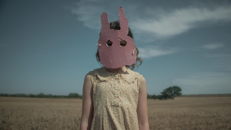 De nieuwe horrorfilm 'Run Rabbit Run' van Netflix stelt voor veel kijkers diep teleur