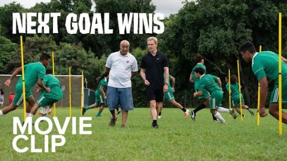 Clip nieuwe komedie: Michael Fassbender in 'Next Goal Wins'