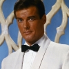 Roger Moore had een wel erg bizarre eis voor zijn James Bond-films