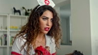 Yolanthe Cabau en Abbey Hoes schitteren binnenkort weer op Netflix in deze film