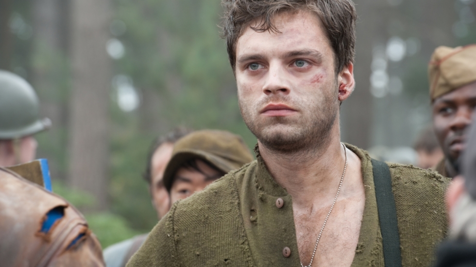 Marvel-ster Sebastian Stan pakt journalist aan die zijn collega-acteur een "beest" noemt