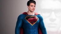 Eerste blik op nieuwe Superman in kostuum laat nog lang op zich wachten