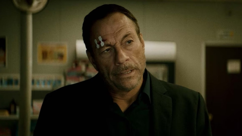 Jean-Claude Van Damme is terug in actievolle trailer 'Darkness of Man'