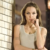 Angelina Jolie zet haar jongste dochter al aan het werk in de showbusiness