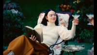 Is Emma Stone een alien in de trailer voor 'Bugonia' van Yorgos Lanthimos?